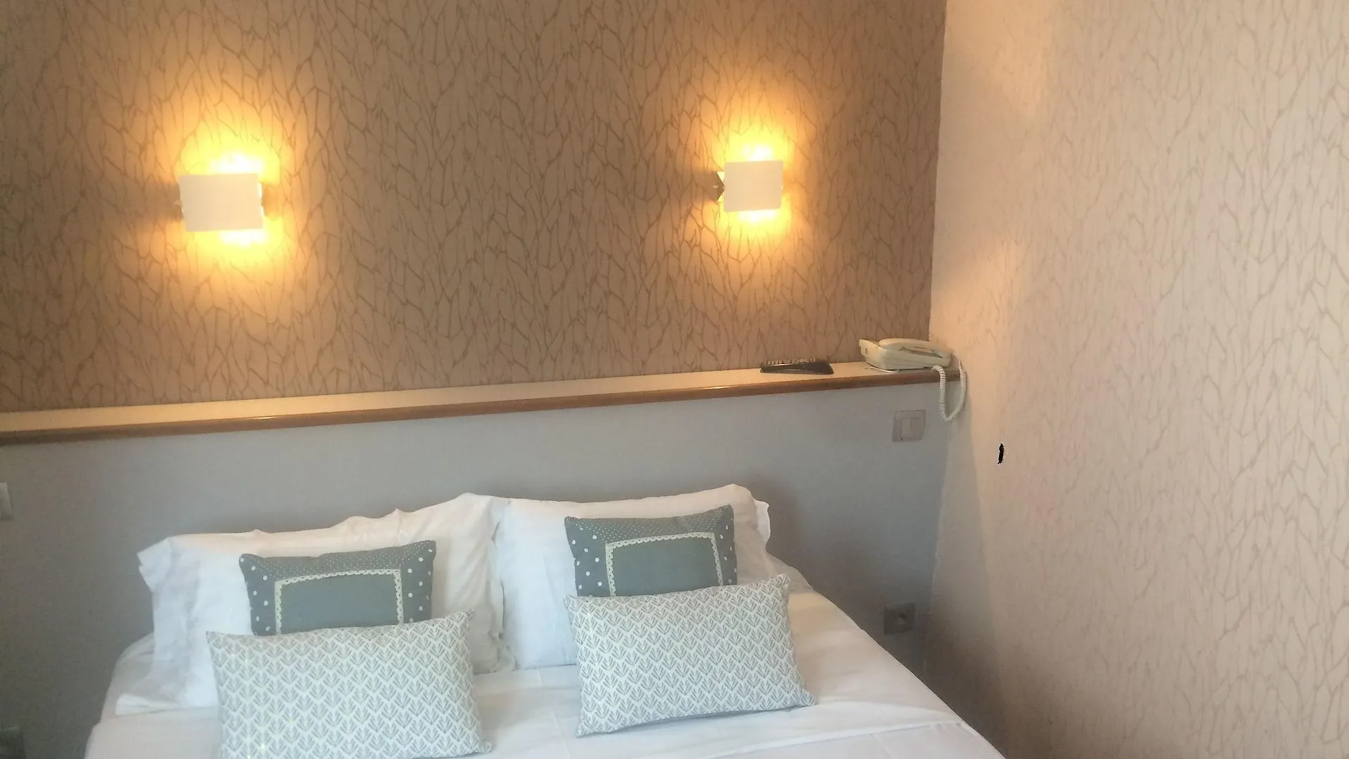 Picardy Hotel-gare Du Nord Paris
